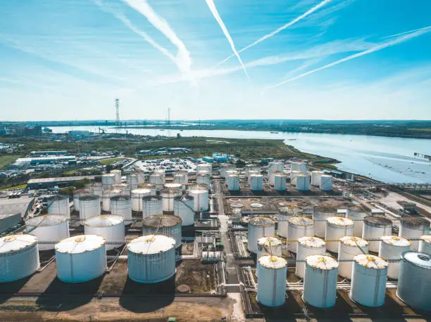 Polypropylene in England: What the LyondellBasell-to-Velogy Transfer Means for UK Buyers