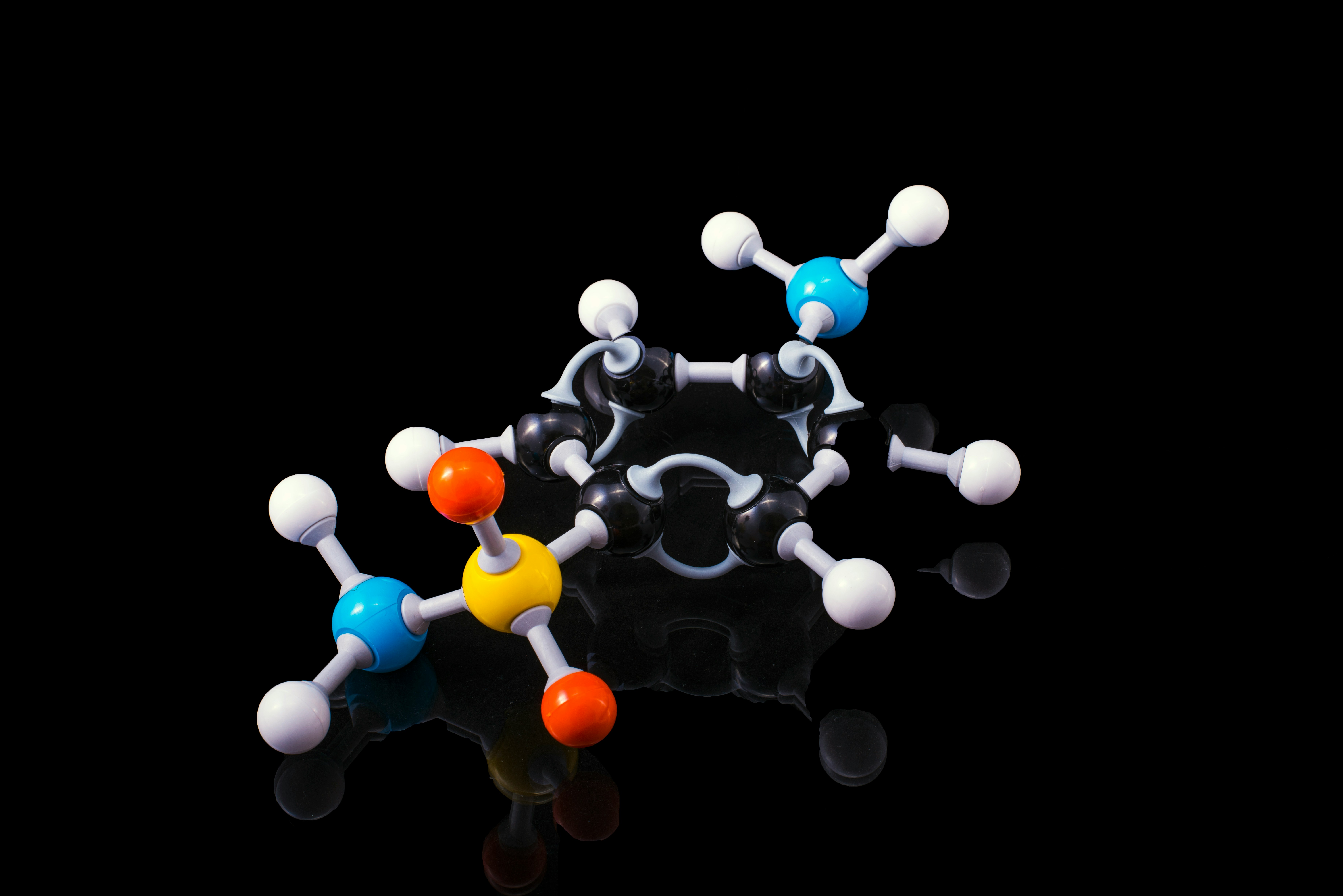 Semiconductor-Grade Chemicals Fuel Clean Energy Supply Chain Surge