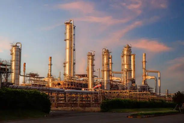 ICIS Top 100 Chemical Distributors 2026: Brenntag Leads Amid Middle East Supply Risk