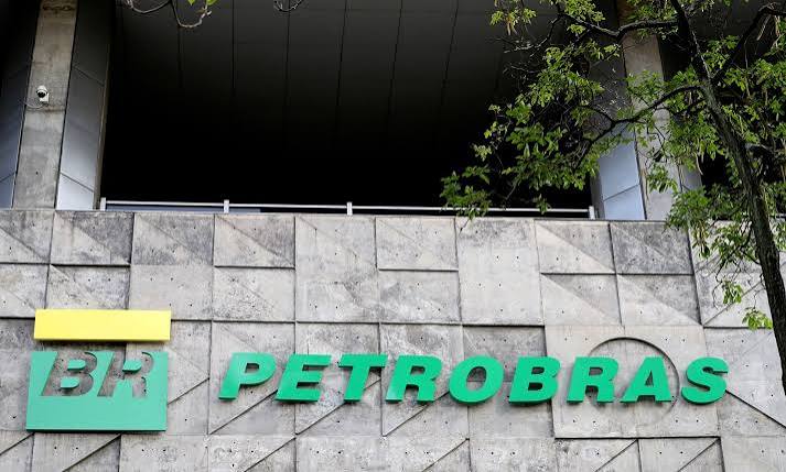 Petrobras's Retained Stake Ensures Continued State Oversight of Braskem's Supply Chain Strategy