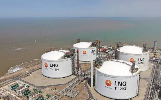 SOCAR Signs Multiple Upstream, LNG and Energy-Infrastructure Agreements