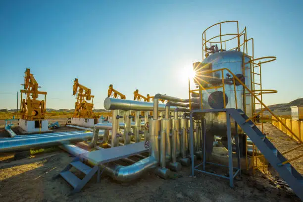 Chevron to Divest Hess Midstream Interests and DJ Basin Midstream Assets