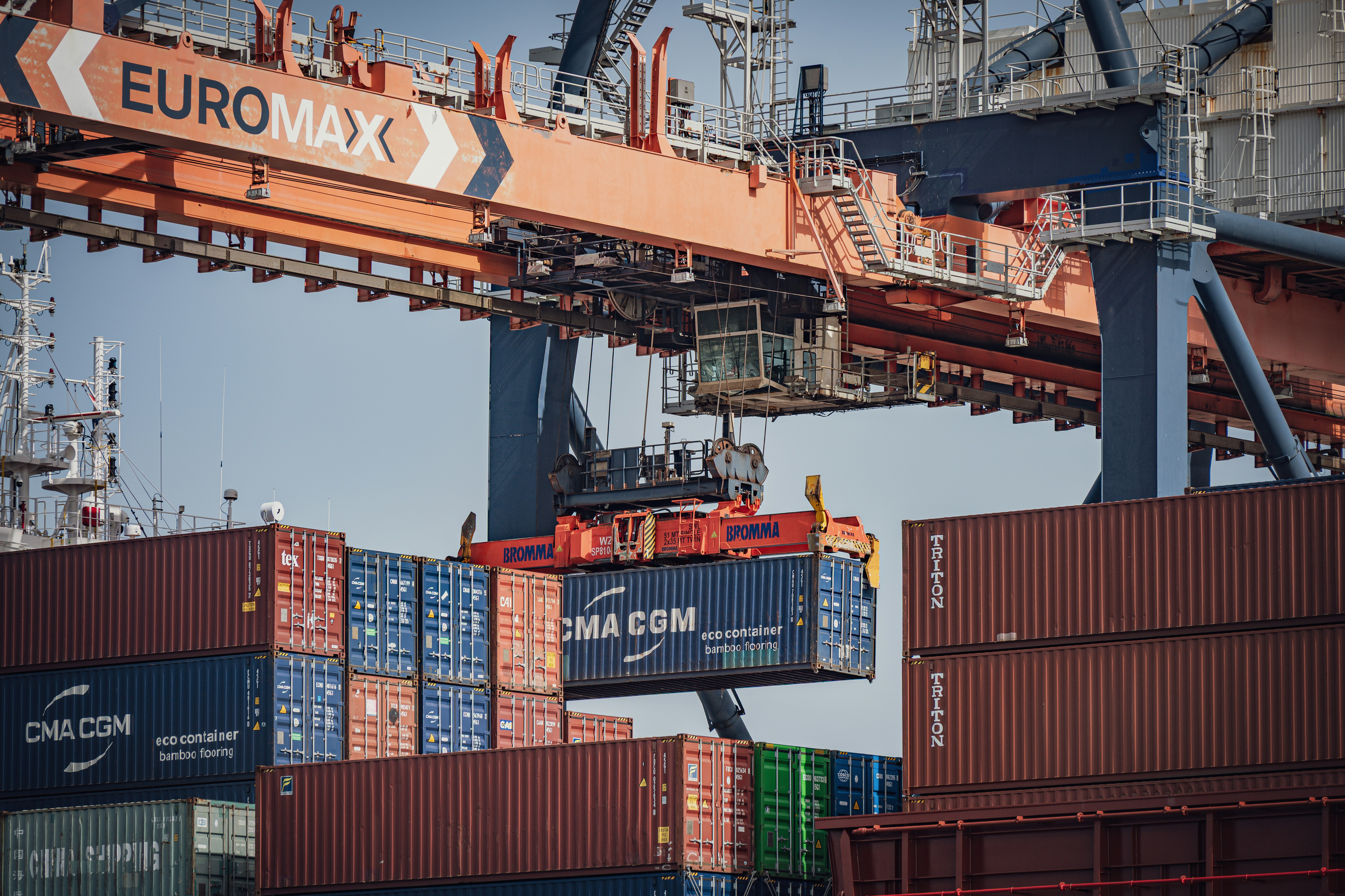Global Chemical Trade Outlook 2027: Major Export Markets, Import Demand, and Emerging Trade Routes
