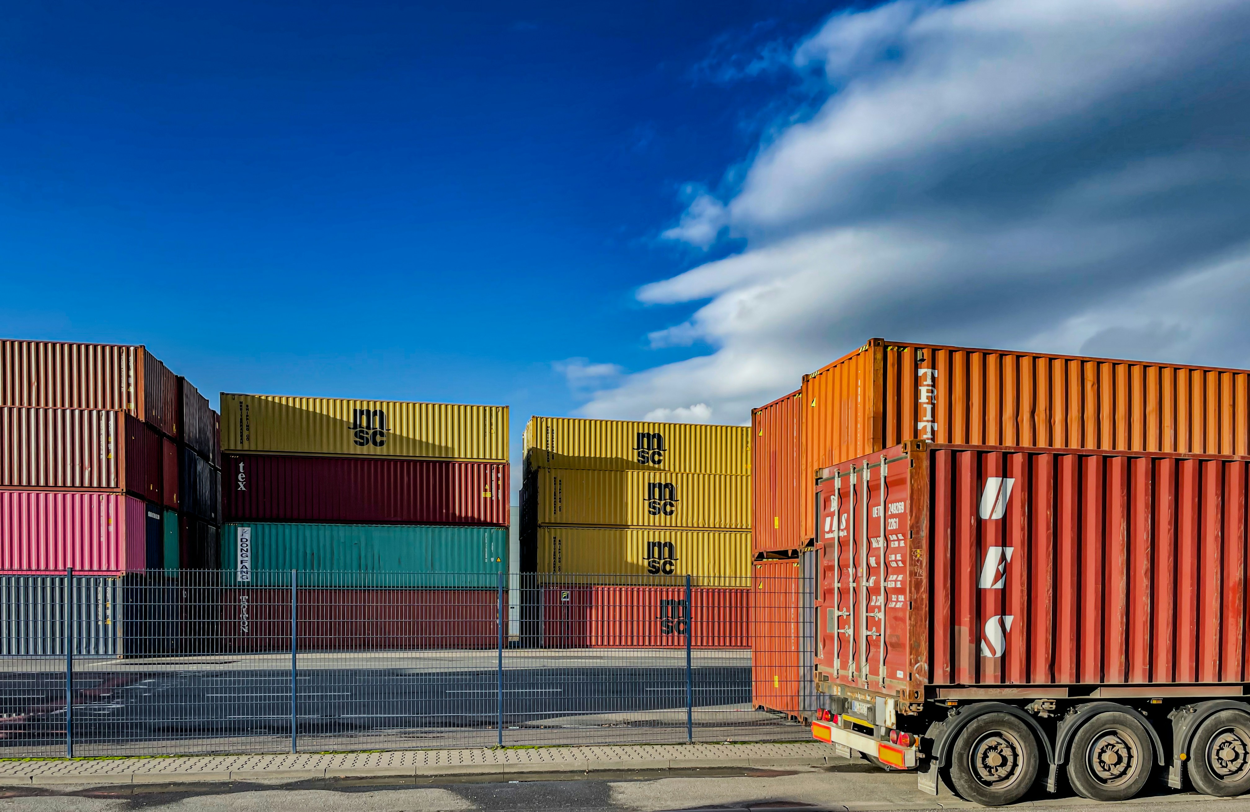 Chemical Import and Export Documentation: Essential Trade Documents, Customs Procedures, and Compliance Requirements