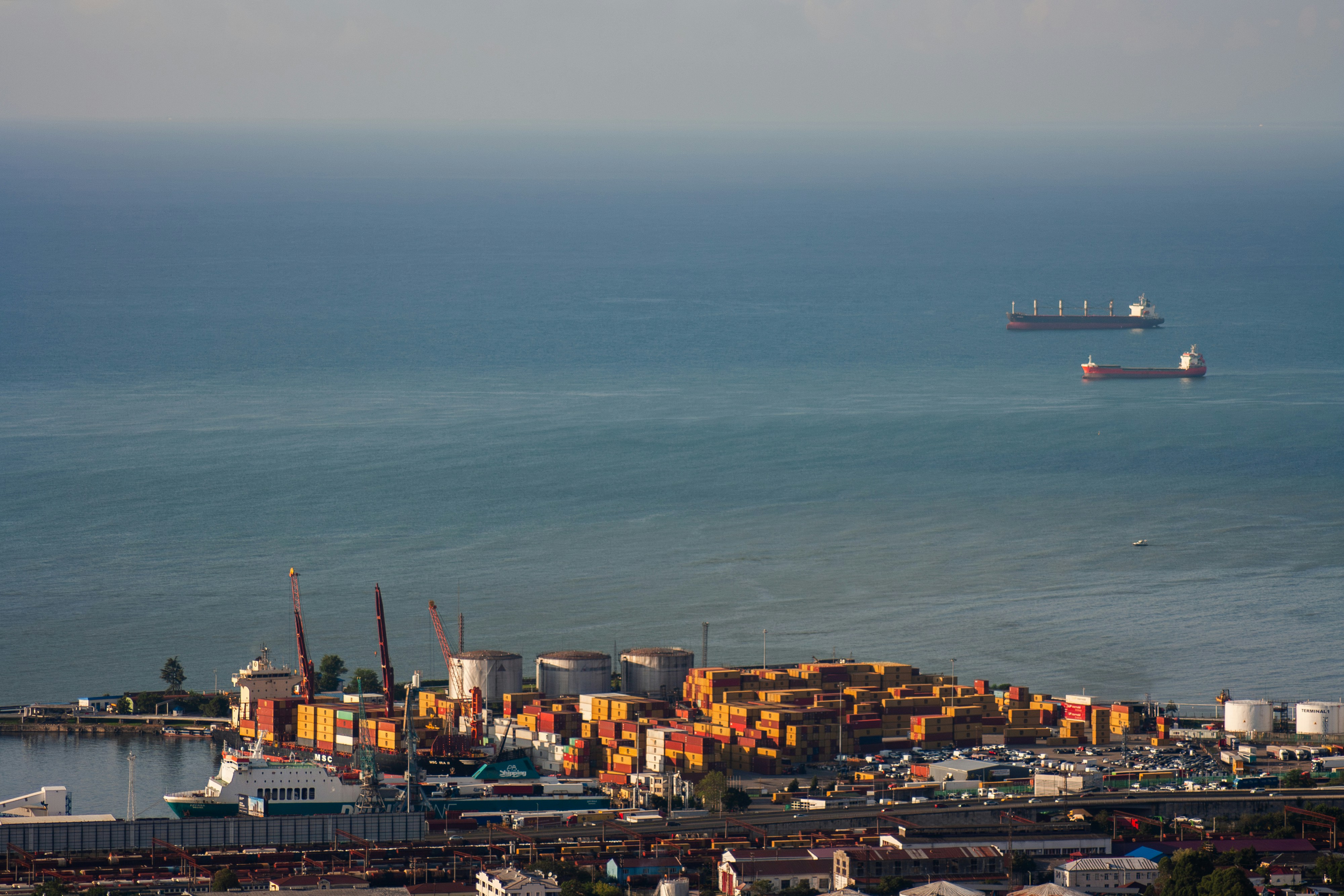 Sourcing Chemicals from India and China: Weighing Price, Lead Time and Trade Risk